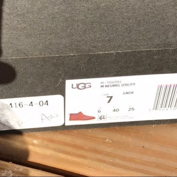 Uggs - Picture 4 of 5